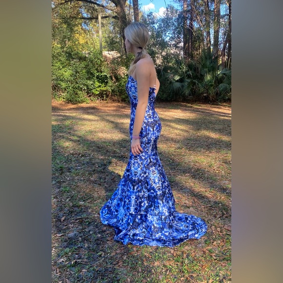 Perfect condition (worn once) - Picture 2 of 6